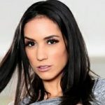 Actriz: <span>Tia Cyrus</span>